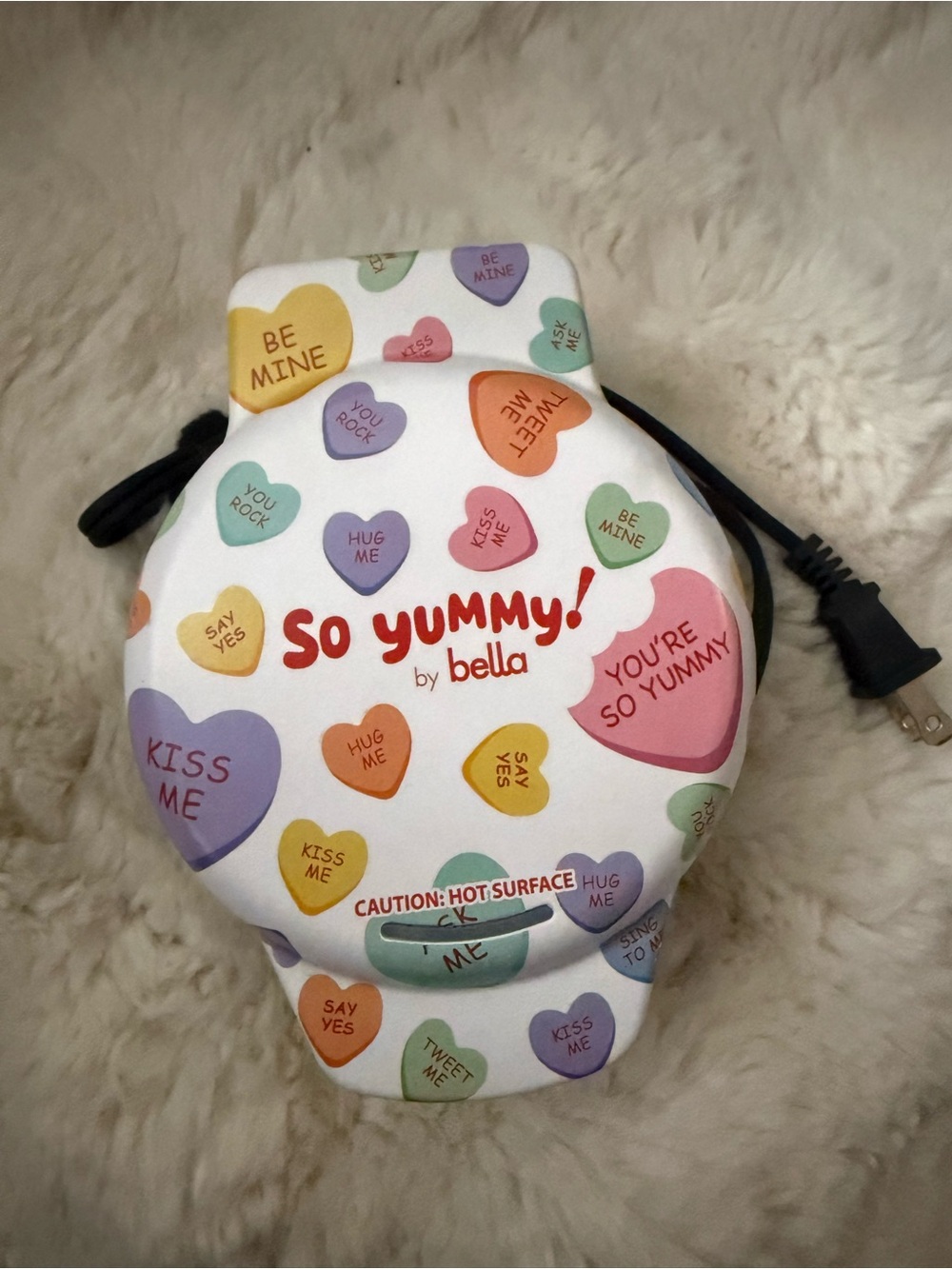 So Yummy! by Bella Mini Waffle Maker